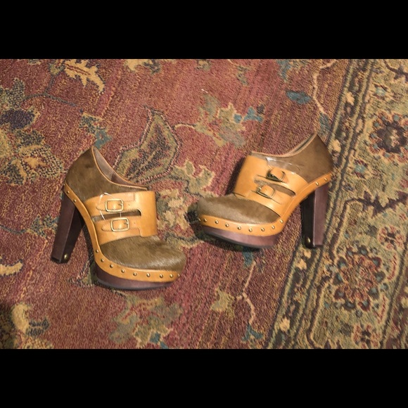 Ugg Platform - Picture 5 of 8